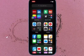 How to Reset Home Screen Layout in iOS 18 on iPhones Easily